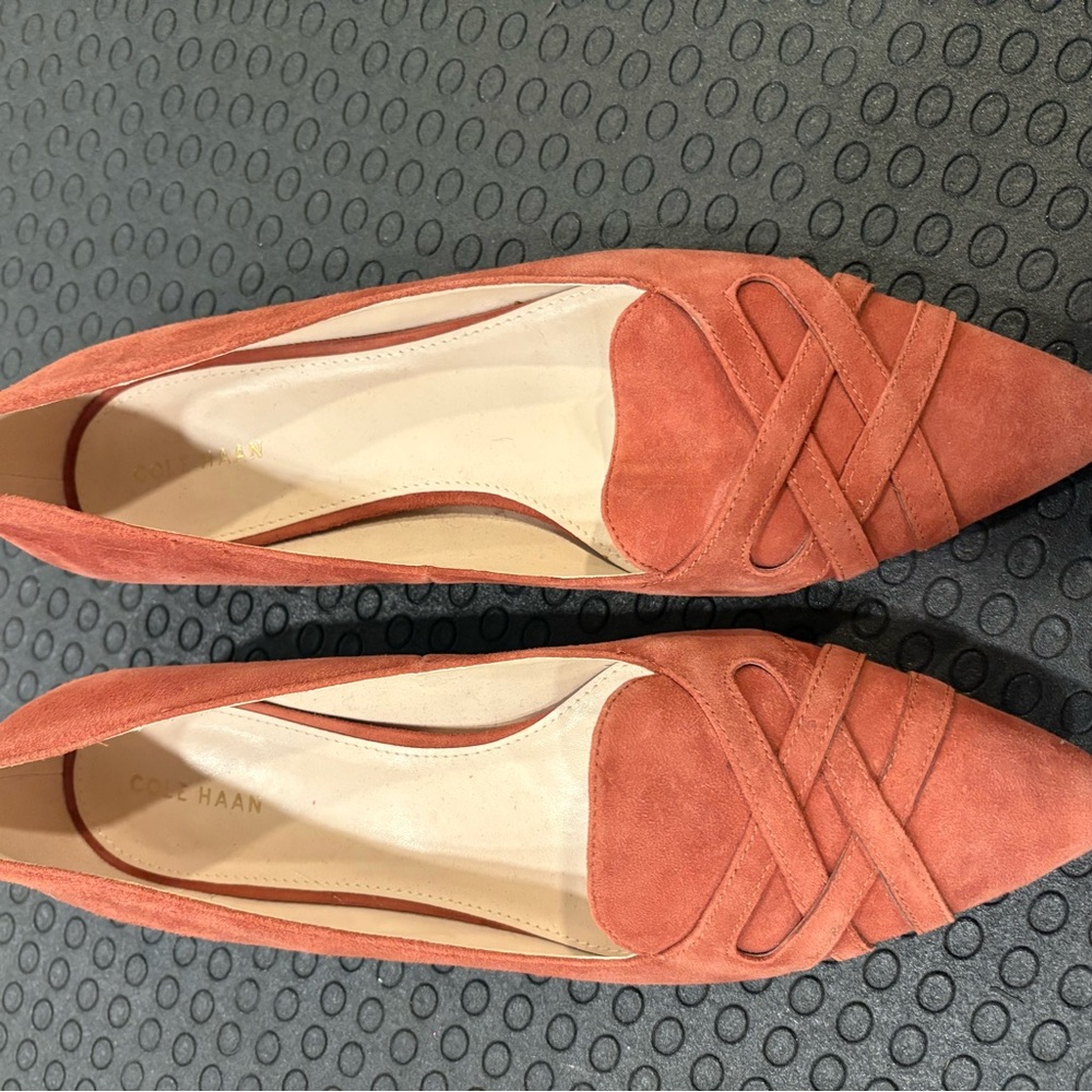 Cole Haan Women's rust Suede Flats